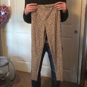 Forever 21 cheetah print leggings
